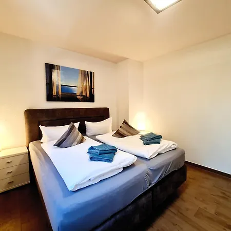 B6 Apartment